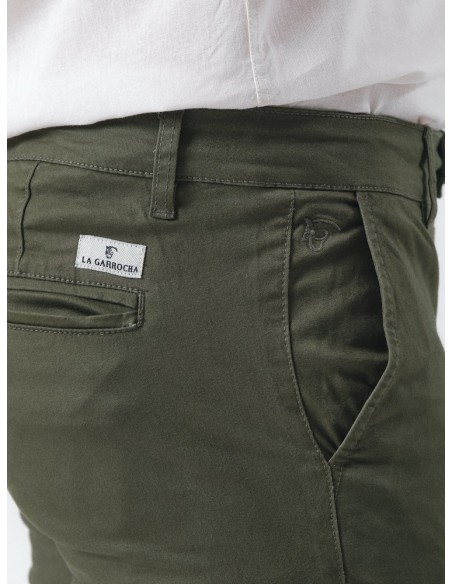PANTALÓN CHINO - VERDE LA GARROCHA